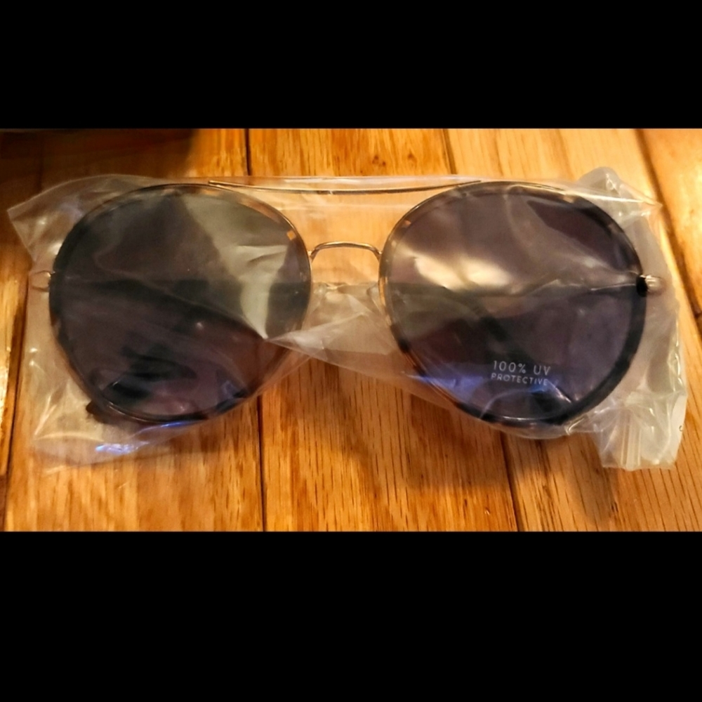 Ann Taylor Sunglasses